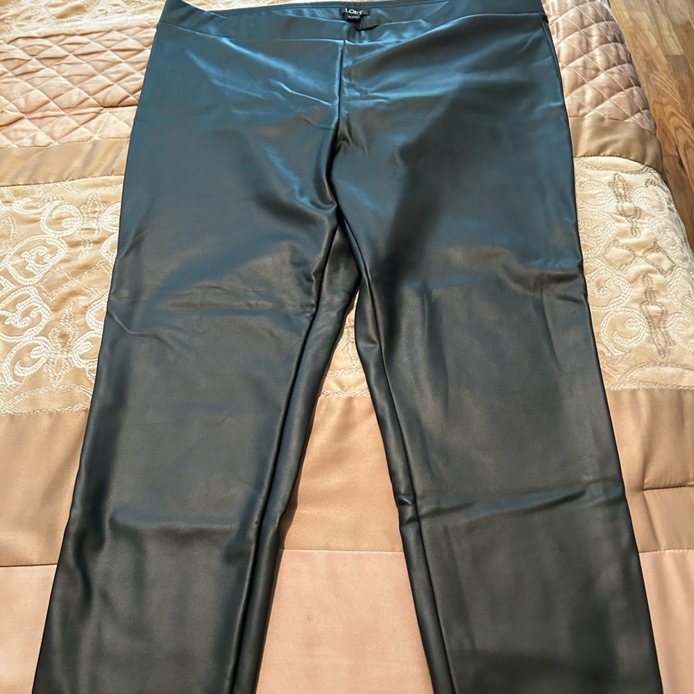 Loft faux elastic waist leather pants size XL. Very soft and manageable to wear